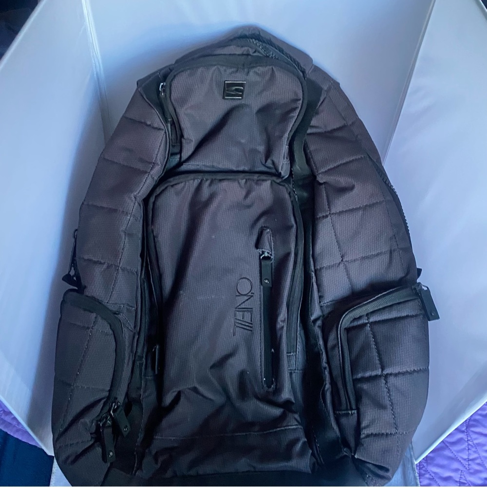 oneill backpack/commuter bag with laptop compartment & lots of storage 20”X15”X7